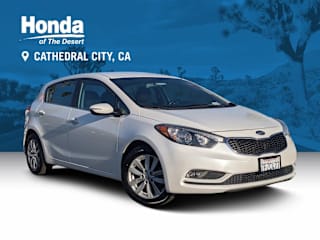 2014 Kia Forte5 KNAFX5A81E5165912 2014 Kia Forte5