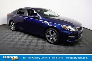 2019 Kia Optima S 5XXGT4L32KG317010 2019 Kia Optima S