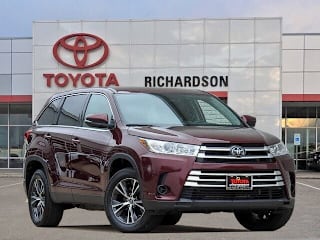 2019 Toyota Highlander LE 5TDZARFH7KS043076 2019 Toyota Highlander LE