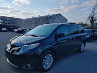 2015 Toyota Sienna XLE 8-Passenger 5TDYK3DC7FS651750 2015 Toyota Sienna XLE 8-Passenger