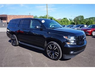 2019 Chevrolet Suburban Premier 1500 1GNSKJKJ1KR222969 2019 Chevrolet Suburban Premier 1500