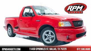 1999 Ford F-150 SVT Lightning Base 2FTZF0733XCA70665 1999 Ford F-150 SVT Lightning Base