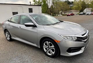 2018 Honda Civic LX 19XFC2F52JE029105 2018 Honda Civic LX