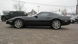 1988 Chevrolet Corvette 1G1YY2181J5115473 1988 Chevrolet Corvette