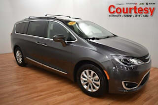 2018 Chrysler Pacifica Touring L Plus 2C4RC1EG2JR293210 2018 Chrysler Pacifica Touring L Plus