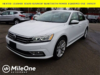 2018 Volkswagen Passat 2.0T SEL Premium 1VWCA7A35JC007972 2018 Volkswagen Passat 2.0T SEL Premium