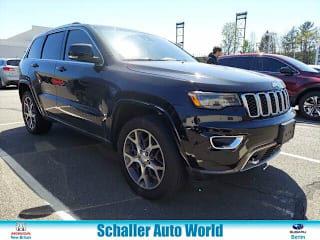 2018 Jeep Grand Cherokee Sterling Edition 1C4RJFBG7JC214260 2018 Jeep Grand Cherokee Sterling Edition