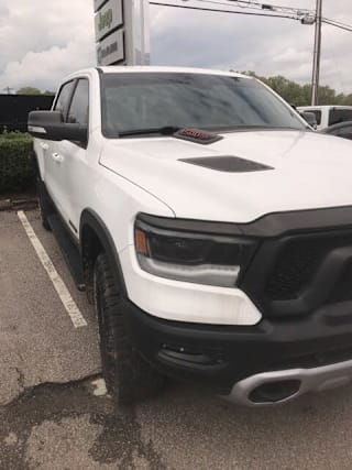 2019 Ram Pickup 1500 1C6SRFLT6KN598647 2019 Ram Pickup 1500