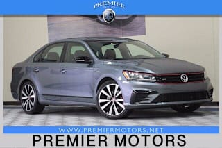 2018 Volkswagen Passat 1VWJM7A33JC041472 2018 Volkswagen Passat
