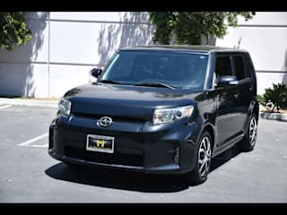 2012 Scion xB Base JTLZE4FE1CJ010817 2012 Scion xB Base