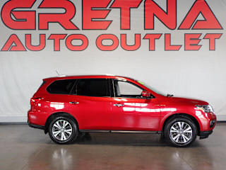 2017 Nissan Pathfinder S 5N1DR2MM6HC906532 2017 Nissan Pathfinder S