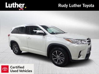 2018 Toyota Highlander XLE 5TDJZRFH0JS829418 2018 Toyota Highlander XLE