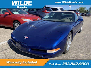 2004 Chevrolet Corvette Base 1G1YY32G245119001 2004 Chevrolet Corvette Base