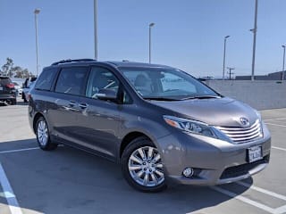 2016 Toyota Sienna XLE 8-Passenger 5TDYK3DC9GS736803 2016 Toyota Sienna XLE 8-Passenger