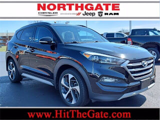 2017 Hyundai Tucson Value KM8J3CA24HU572265 2017 Hyundai Tucson Value