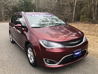 2017 Chrysler Pacifica Touring-L Plus 2C4RC1EG2HR510443 2017 Chrysler Pacifica Touring-L Plus