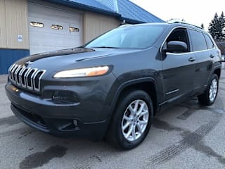 2016 Jeep Cherokee 1C4PJMCB5GW215932 2016 Jeep Cherokee