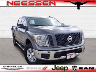 2019 Nissan Titan SV 1N6AA1E54KN529062 2019 Nissan Titan SV