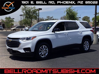 2018 Chevrolet Traverse LS 1GNERFKW9JJ240523 2018 Chevrolet Traverse LS