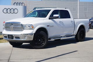 2017 Ram Pickup 1500 1C6RR7NM2HS882670 2017 Ram Pickup 1500