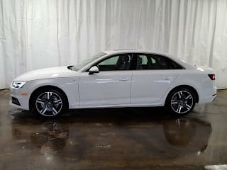 2018 Audi A4 2.0T quattro Premium Plus WAUENAF42JA203066 2018 Audi A4 2.0T quattro Premium Plus