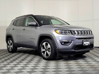 2018 Jeep Compass 3C4NJDBB5JT175860 2018 Jeep Compass