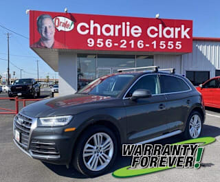 2019 Audi Q5 2.0T quattro Premium Plus WA1BNAFY8K2018826 2019 Audi Q5 2.0T quattro Premium Plus