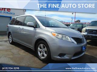 2012 Toyota Sienna LE 8-Passenger 5TDKK3DCXCS182915 2012 Toyota Sienna LE 8-Passenger