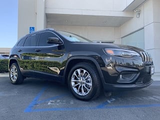 2019 Jeep Cherokee Latitude Plus 1C4PJLLB5KD186964 2019 Jeep Cherokee Latitude Plus