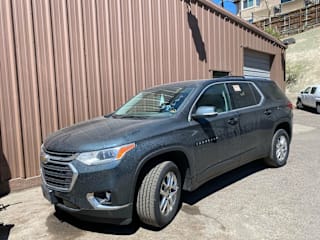 2018 Chevrolet Traverse LT Cloth 1GNERGKW2JJ164469 2018 Chevrolet Traverse LT Cloth