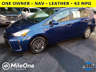 2017 Toyota Prius v Four JTDZN3EU8HJ067019 2017 Toyota Prius v Four