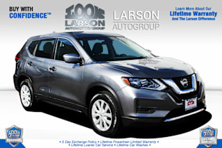 2018 Nissan Rogue S KNMAT2MV9JP505640 2018 Nissan Rogue S