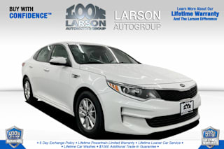 2016 Kia Optima LX 5XXGT4L35GG035905 2016 Kia Optima LX