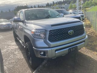 2018 Toyota Tundra Platinum 5TFAY5F18JX719936 2018 Toyota Tundra Platinum