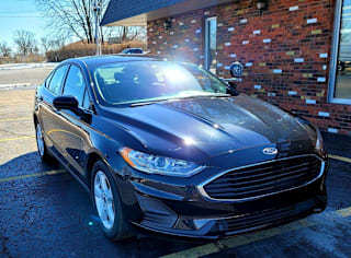 2019 Ford Fusion Energi 3FA6P0WU3KR100232 2019 Ford Fusion Energi