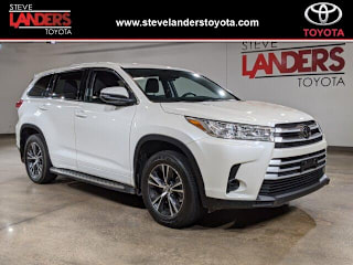 2018 Toyota Highlander LE 5TDZZRFH8JS262099 2018 Toyota Highlander LE