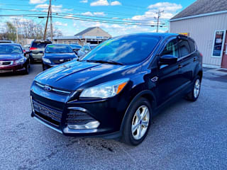 2014 Ford Escape SE 1FMCU9GX5EUA09698 2014 Ford Escape SE