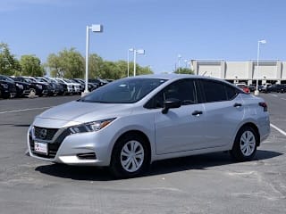 2020 Nissan Versa 3N1CN8DV3LL835913 2020 Nissan Versa