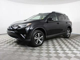 2017 Toyota RAV4 XLE 2T3WFREVXHW360806 2017 Toyota RAV4 XLE