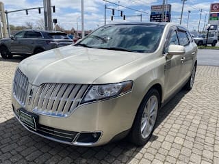 2010 Lincoln MKT 2LMHJ5AT1ABJ50124 2010 Lincoln MKT