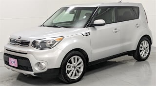 2018 Kia Soul + KNDJP3A58J7556836 2018 Kia Soul +