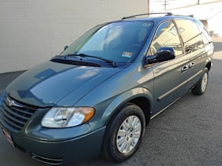 2007 Chrysler Town and Country Base 1A4GJ45R47B164189 2007 Chrysler Town and Country Base