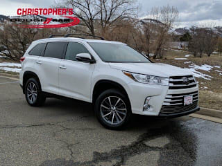 2019 Toyota Highlander XLE 5TDJZRFH9KS997866 2019 Toyota Highlander XLE