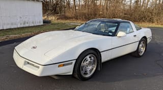 1990 Chevrolet Corvette 1G1YY2388L5108746 1990 Chevrolet Corvette