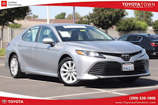 2020 Toyota Camry LE 4T1C11AK8LU335810 2020 Toyota Camry LE
