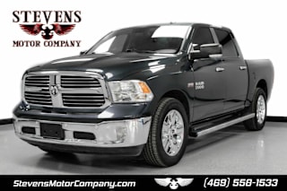 2017 Ram Pickup 1500 Lone Star 3C6RR6LT5HG530114 2017 Ram Pickup 1500 Lone Star
