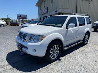 2011 Nissan Pathfinder SV 5N1AR1NB6BC621069 2011 Nissan Pathfinder SV
