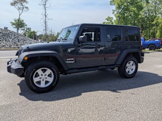 2017 Jeep Wrangler Unlimited 1C4BJWDGXHL671136 2017 Jeep Wrangler Unlimited