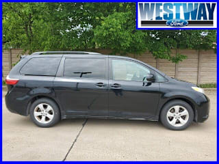 2015 Toyota Sienna LE 8-Passenger 5TDKK3DC1FS611167 2015 Toyota Sienna LE 8-Passenger