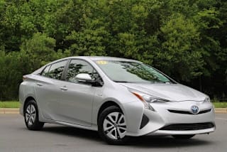 2017 Toyota Prius Four JTDKARFU6H3039268 2017 Toyota Prius Four